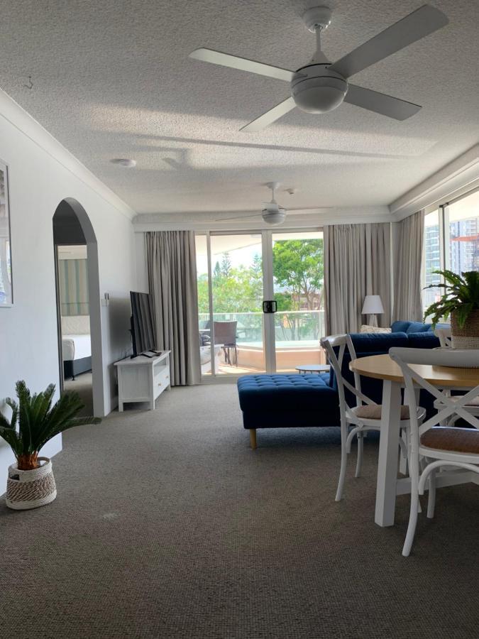 Pacific Regis Beachfront Holiday Apartments Gold Coast Zewnętrze zdjęcie