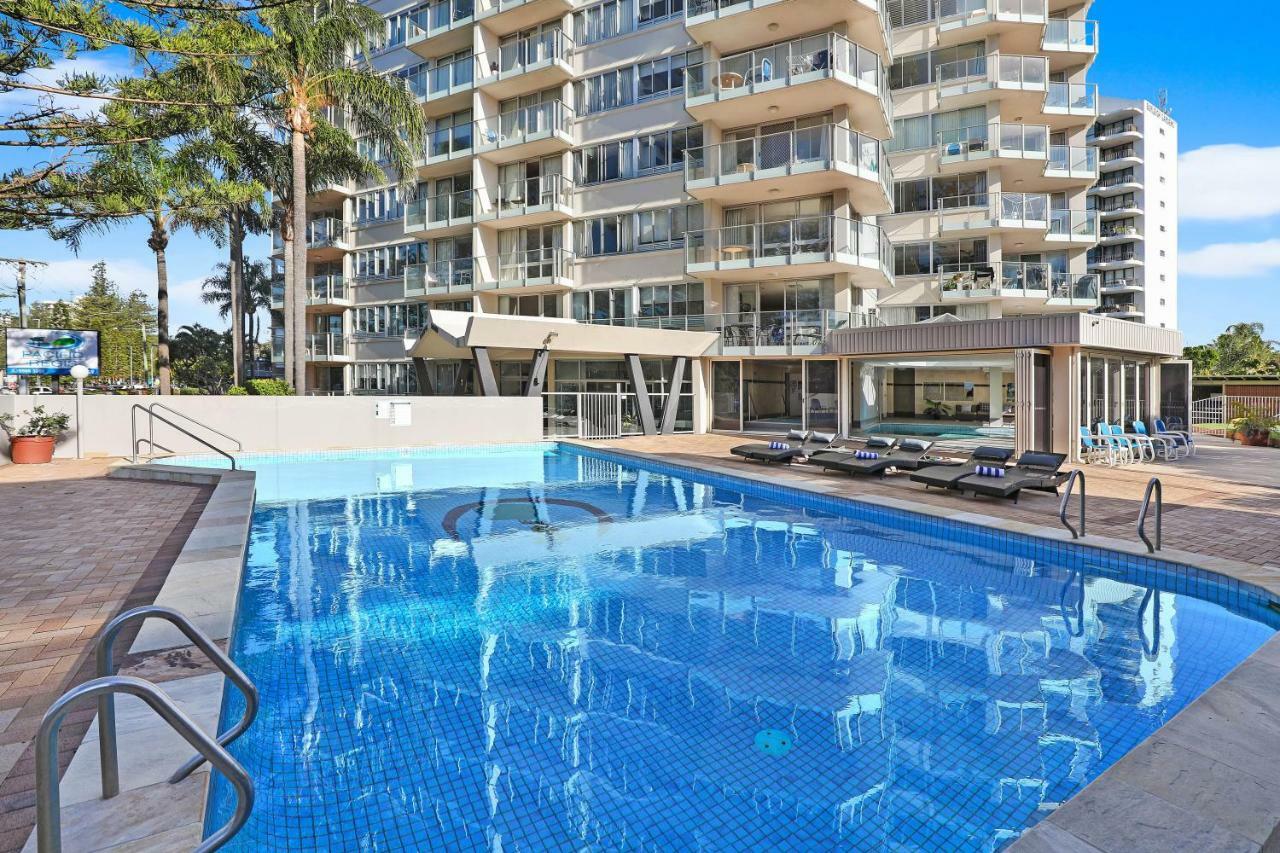 Pacific Regis Beachfront Holiday Apartments Gold Coast Zewnętrze zdjęcie